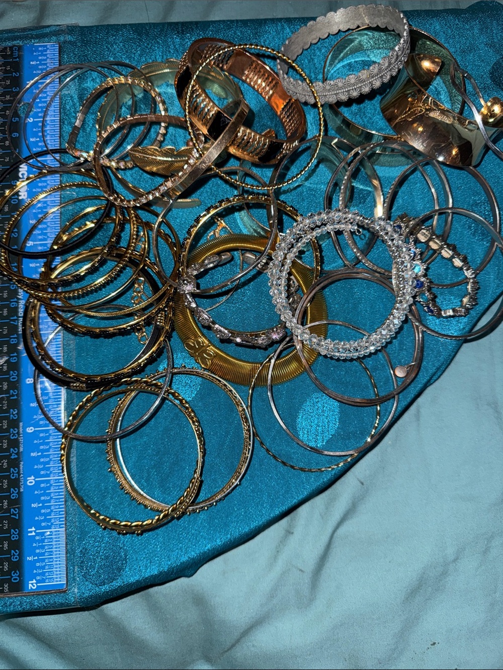 Mixed Metal and Crystal Women's Bangle Set - Gold & Silver